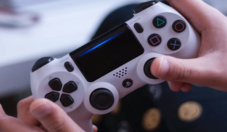 How to Manage Kids Use of Phones, Tablets, and Video Games